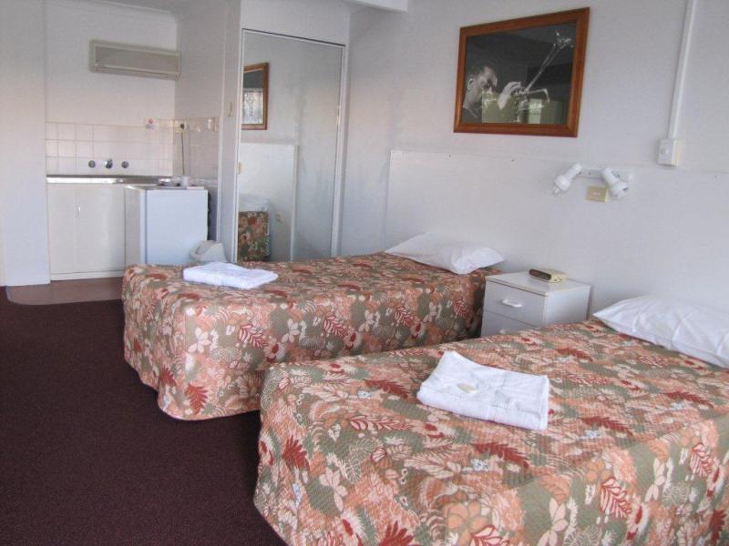 Ballina Hi-Craft Motel Esterno foto