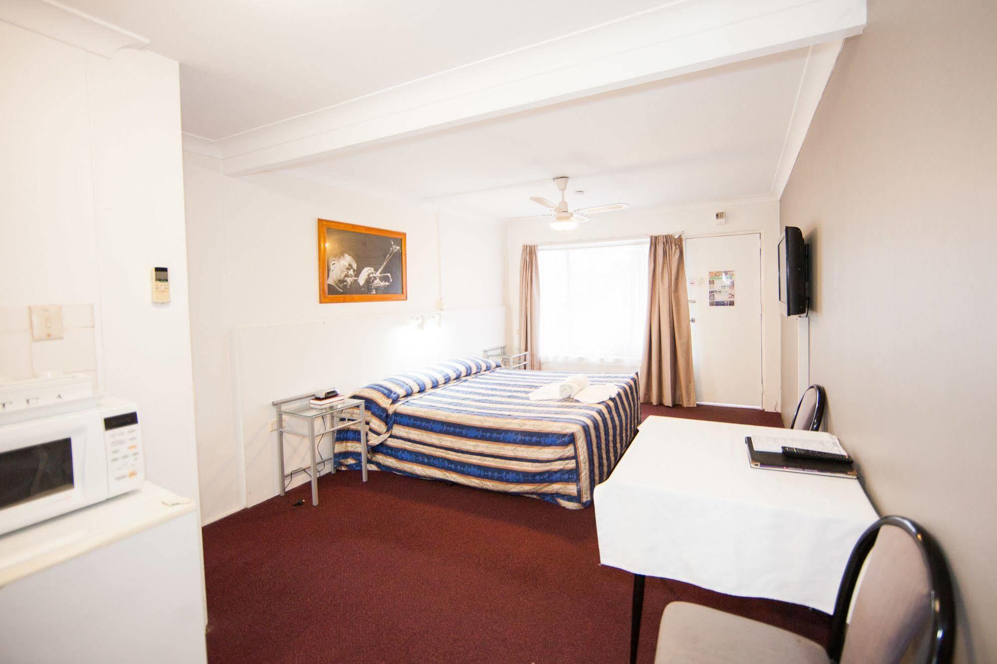 Ballina Hi-Craft Motel Esterno foto