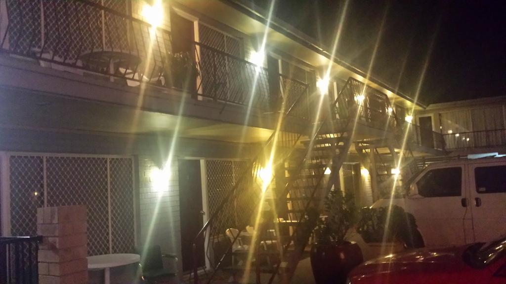 Ballina Hi-Craft Motel Esterno foto
